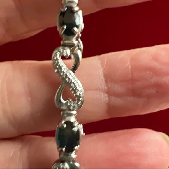 .925 Sterling Silver Sapphire gemstone Bracelet w Diamonds 7.5 Long 9.9 grams - Picture 4 of 11